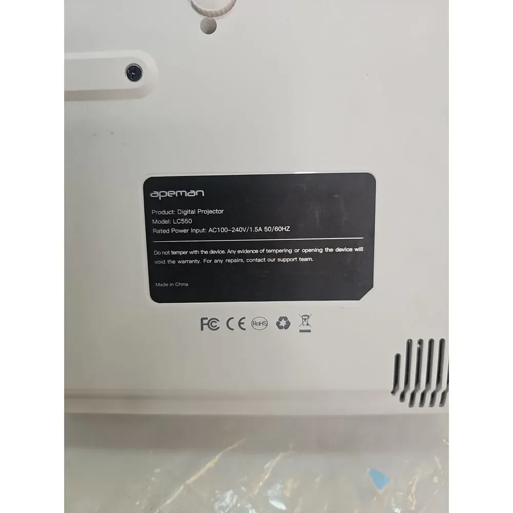 APEMAN LC550 Mini Video Projector 1280X720P LCD *NO BOX COMPLETE*